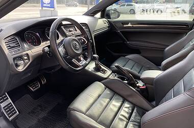 Хетчбек Volkswagen Golf 2014 в  фото 28 Хетчбек Volkswagen Golf 2014 в