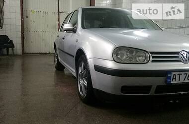 Хетчбек Volkswagen Golf 1998 в 
