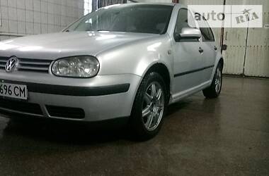 Хетчбек Volkswagen Golf 1998 в 