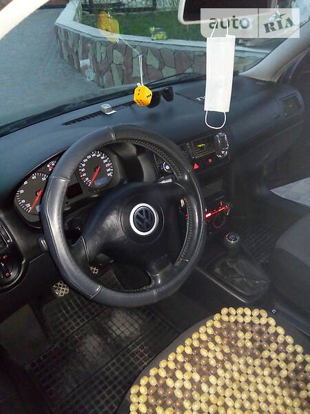 Хетчбек Volkswagen Golf 2000 в Підволочиську