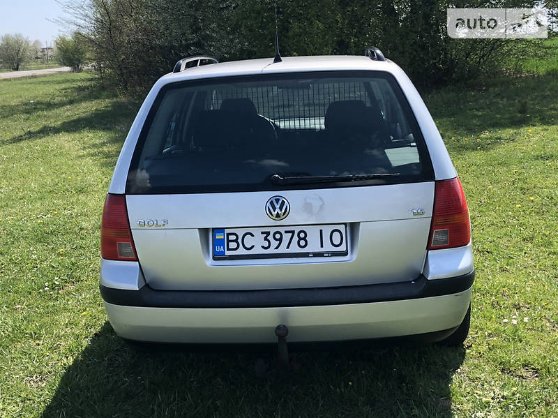 Універсал Volkswagen Golf 2000 в Бучачі