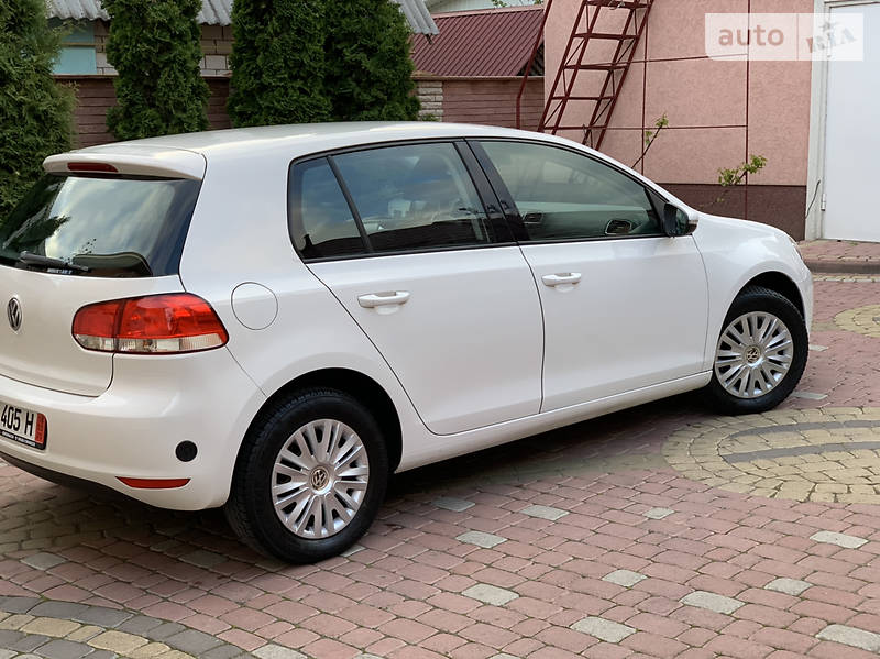 Хетчбек Volkswagen Golf 2009 в Вінниці