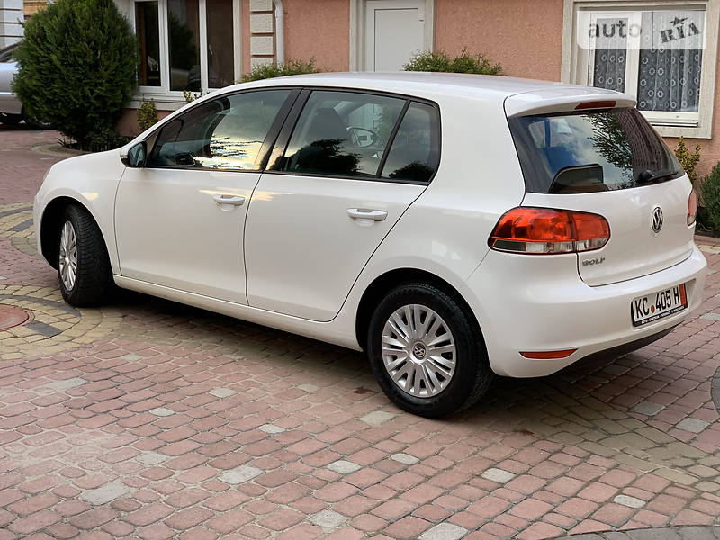 Хетчбек Volkswagen Golf 2009 в Вінниці