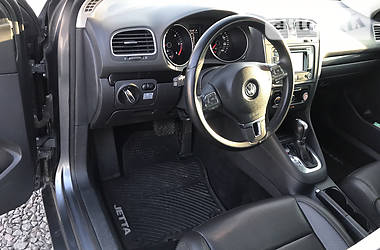 Універсал Volkswagen Golf 2014 в 