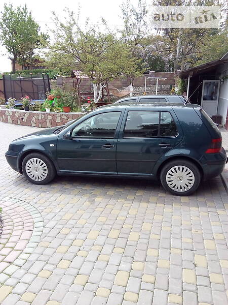 Хетчбек Volkswagen Golf 2000 в Підволочиську