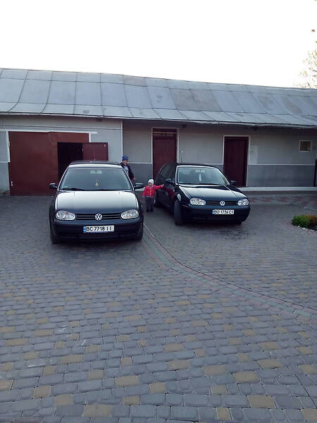 Хетчбек Volkswagen Golf 2000 в Підволочиську