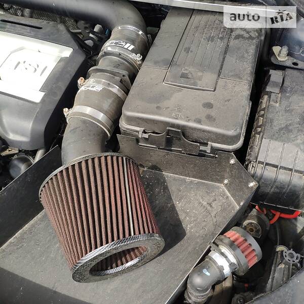 Хетчбек Volkswagen Golf 2012 в Києві