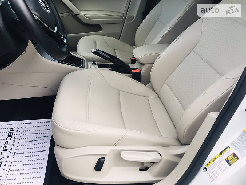 Універсал Volkswagen Golf 2015 в Рівному фото 14 Універсал Volkswagen Golf 2015 в Рівному