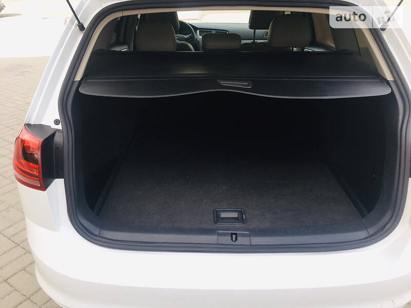 Універсал Volkswagen Golf 2015 в Рівному фото 37 Універсал Volkswagen Golf 2015 в Рівному