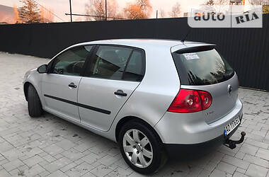 Хэтчбек Volkswagen Golf 2007 в Виноградове