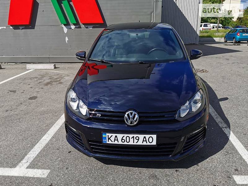 Хетчбек Volkswagen Golf 2011 в Києві