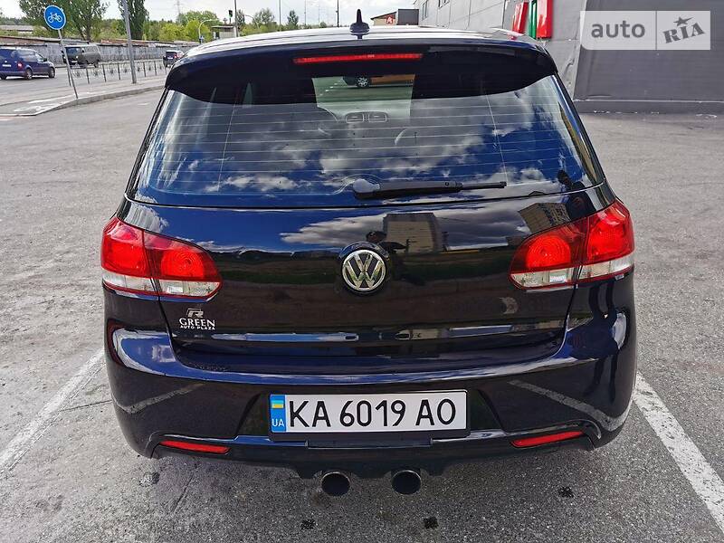 Хетчбек Volkswagen Golf 2011 в Києві