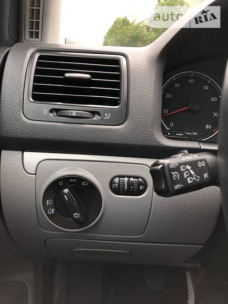 Хетчбек Volkswagen Golf 2006 в Вінниці