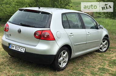 Хэтчбек Volkswagen Golf 2008 в Сумах