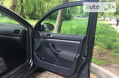 Універсал Volkswagen Golf 2009 в 