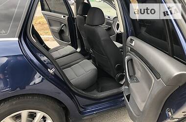 Універсал Volkswagen Golf 2011 в 