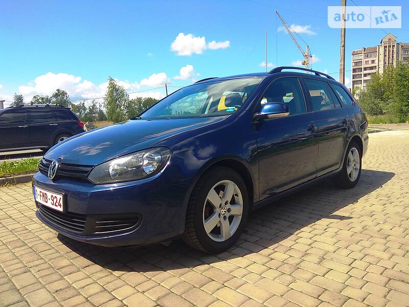 Універсал Volkswagen Golf 2013 в 