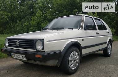 Хетчбек Volkswagen Golf 1988 в 