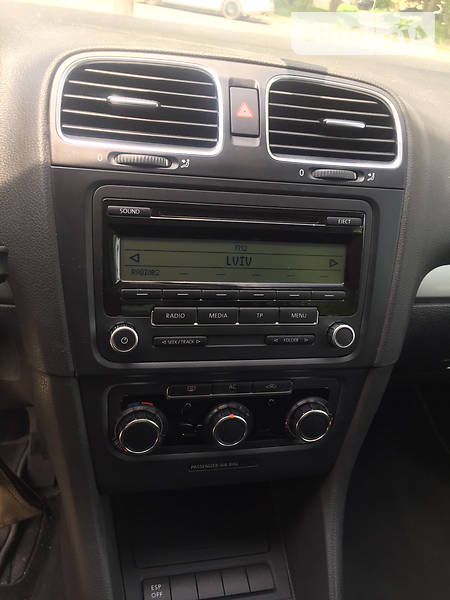 Хетчбек Volkswagen Golf 2009 в Львові