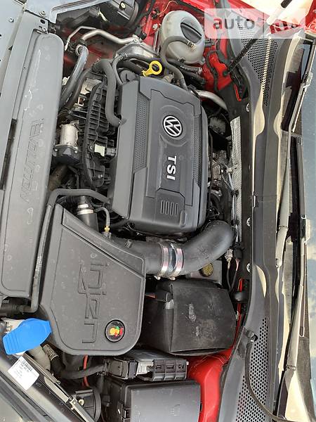 Хетчбек Volkswagen Golf 2014 в Києві
