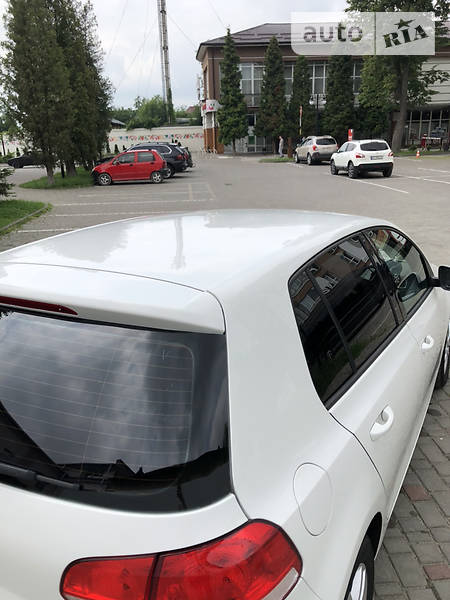 Хетчбек Volkswagen Golf 2010 в Івано-Франківську