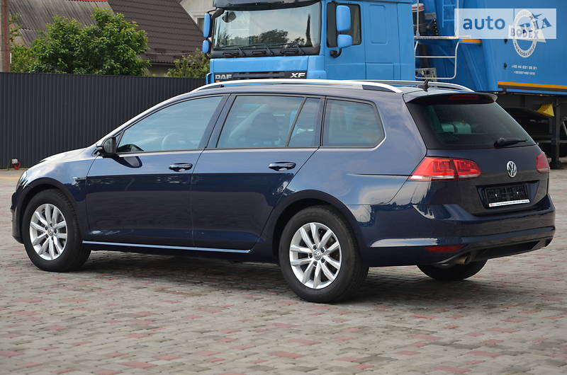 Універсал Volkswagen Golf 2015 в Луцьку