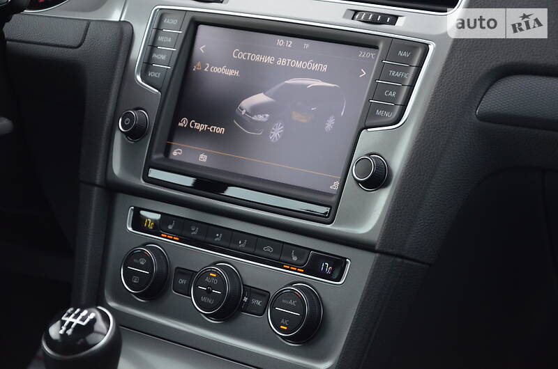 Універсал Volkswagen Golf 2015 в Луцьку