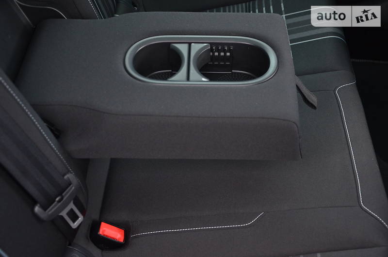 Універсал Volkswagen Golf 2015 в Луцьку