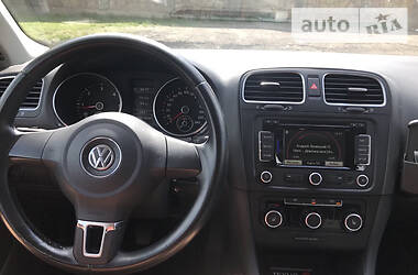 Універсал Volkswagen Golf 2012 в 