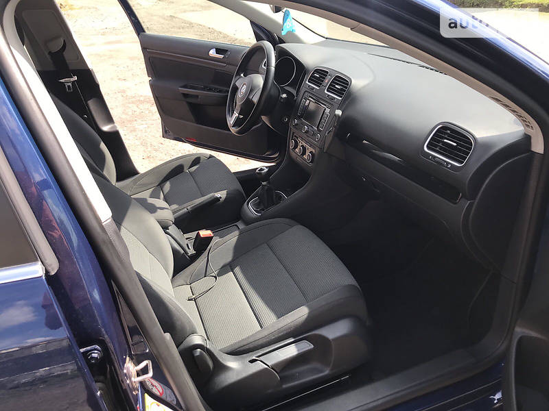 Универсал Volkswagen Golf 2012 в Шептицькому