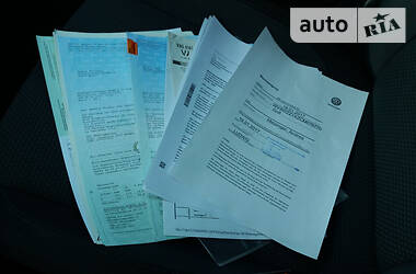 Універсал Volkswagen Golf 2012 в 