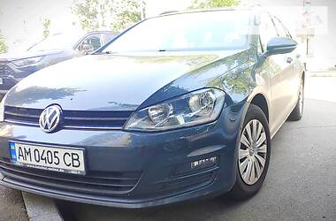 Універсал Volkswagen Golf 2014 в Житомирі