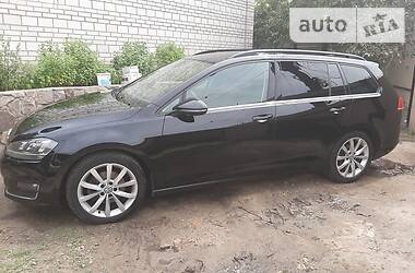 Універсал Volkswagen Golf 2014 в 