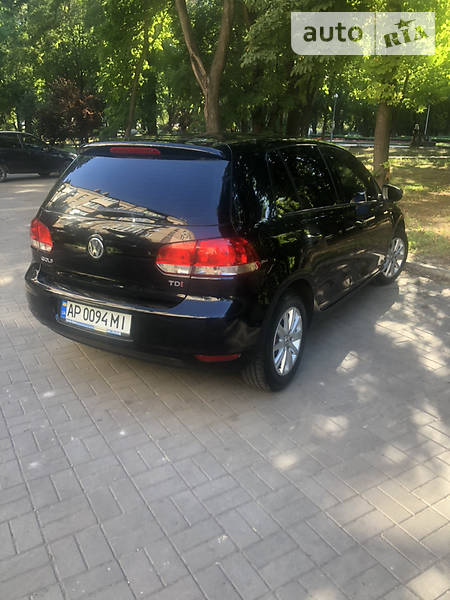 Хетчбек Volkswagen Golf 2012 в Запоріжжі