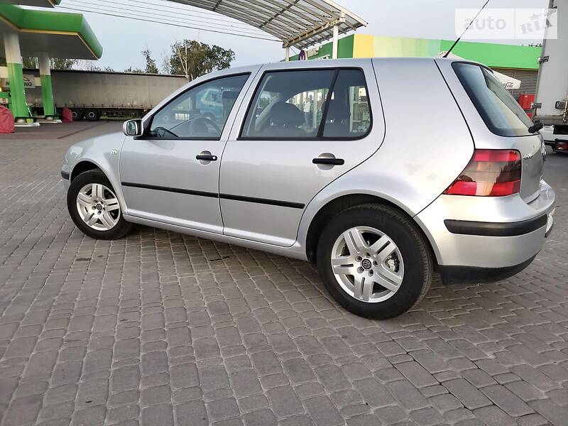 Хетчбек Volkswagen Golf 2002 в Києві фото 4 Хетчбек Volkswagen Golf 2002 в Києві