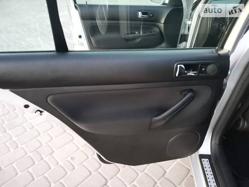 Хетчбек Volkswagen Golf 2002 в Києві фото 17 Хетчбек Volkswagen Golf 2002 в Києві