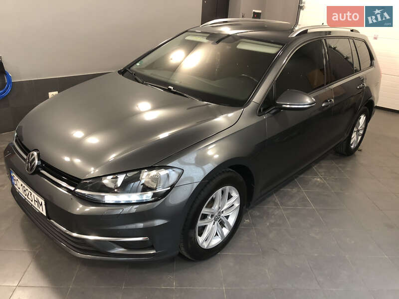 Універсал Volkswagen Golf 2017 в Самборі
