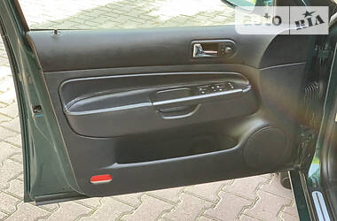 Універсал Volkswagen Golf 2000 в 