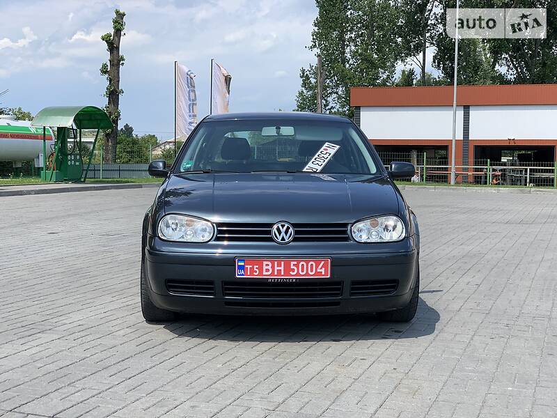 Хетчбек Volkswagen Golf 2003 в Калуші