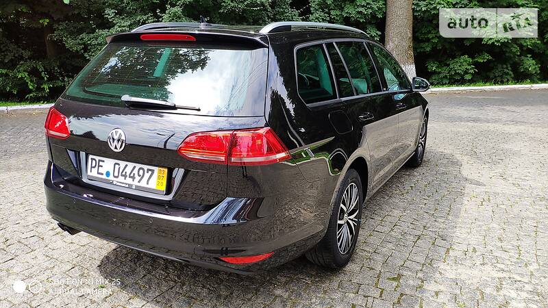 Універсал Volkswagen Golf 2016 в Чернівцях фото 3 Універсал Volkswagen Golf 2016 в Чернівцях