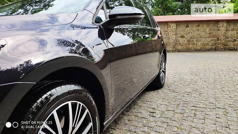 Універсал Volkswagen Golf 2016 в Чернівцях фото 7 Універсал Volkswagen Golf 2016 в Чернівцях