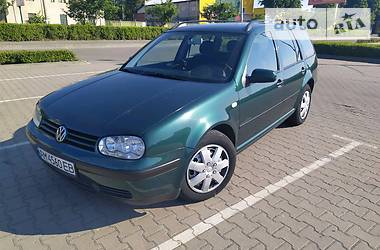 Універсал Volkswagen Golf 2000 в 