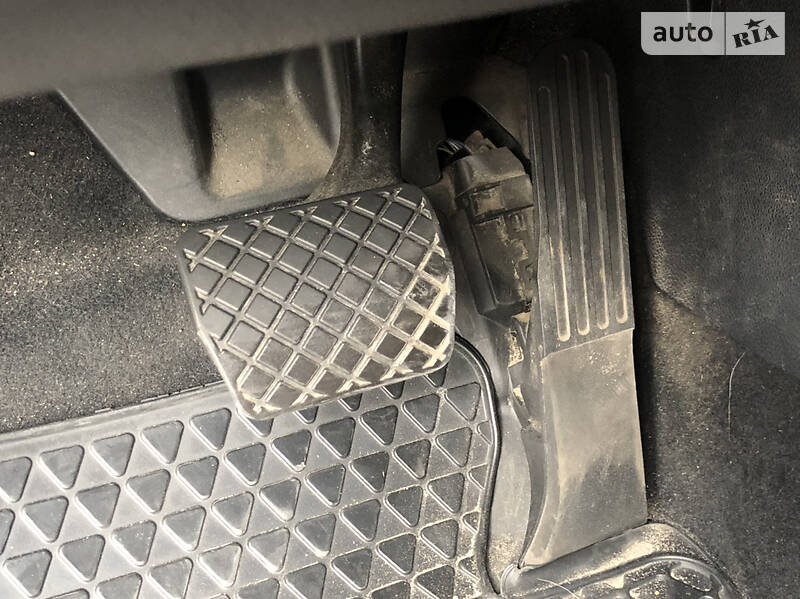 Універсал Volkswagen Golf 2010 в Києві фото 39 Універсал Volkswagen Golf 2010 в Києві