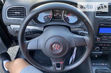 Хетчбек Volkswagen Golf 2011 в 