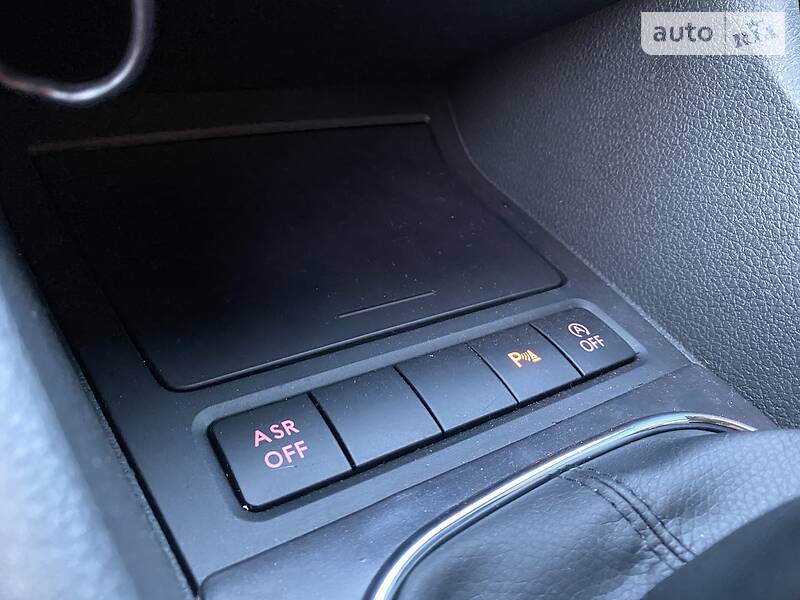 Хетчбек Volkswagen Golf 2011 в Луцьку фото 59 Хетчбек Volkswagen Golf 2011 в Луцьку