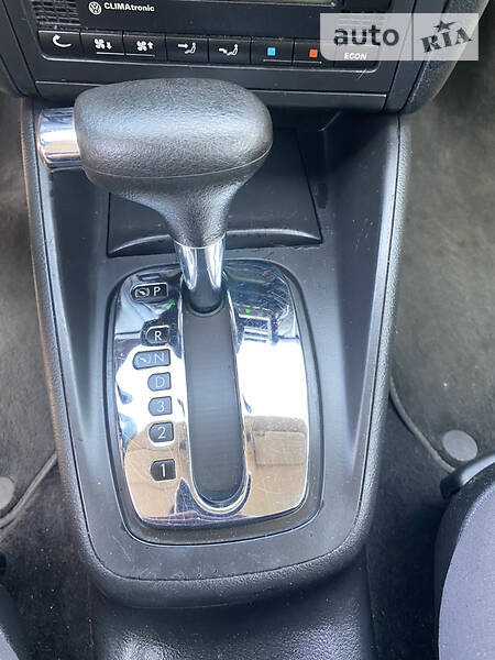 Хетчбек Volkswagen Golf 1998 в Вінниці
