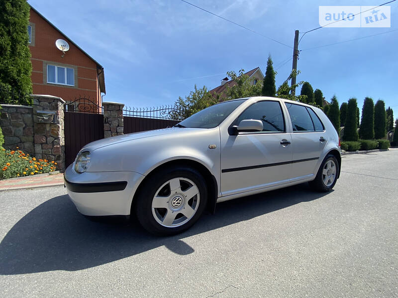 Хетчбек Volkswagen Golf 1998 в Вінниці