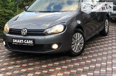 Універсал Volkswagen Golf 2012 в 