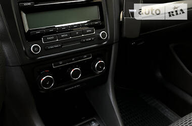 Універсал Volkswagen Golf 2012 в 