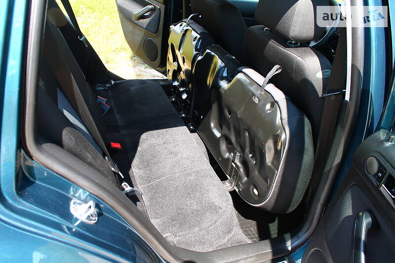 Універсал Volkswagen Golf 2003 в Білій Церкві фото 30 Універсал Volkswagen Golf 2003 в Білій Церкві